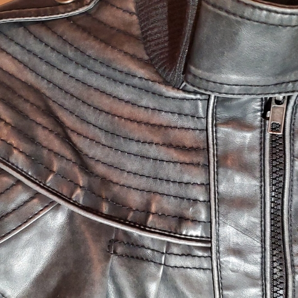 Jacket - Picture 4 of 4